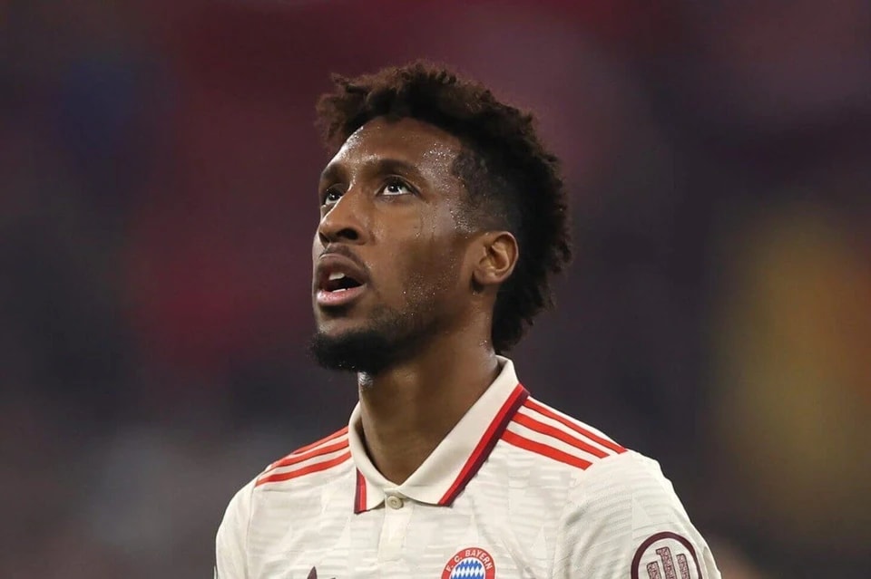 斯加盟拜仁, 劳而缺席了