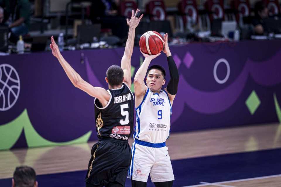 UnYj, 赛将是对其