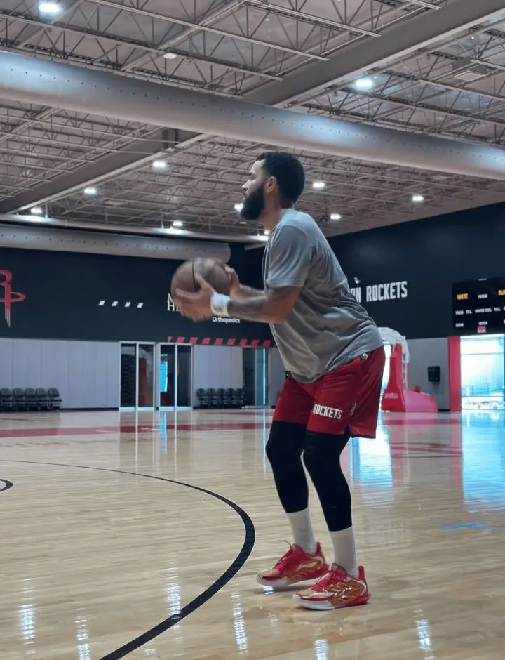 范弗利特报, 布泽利斯 范弗利特报, 布泽利斯