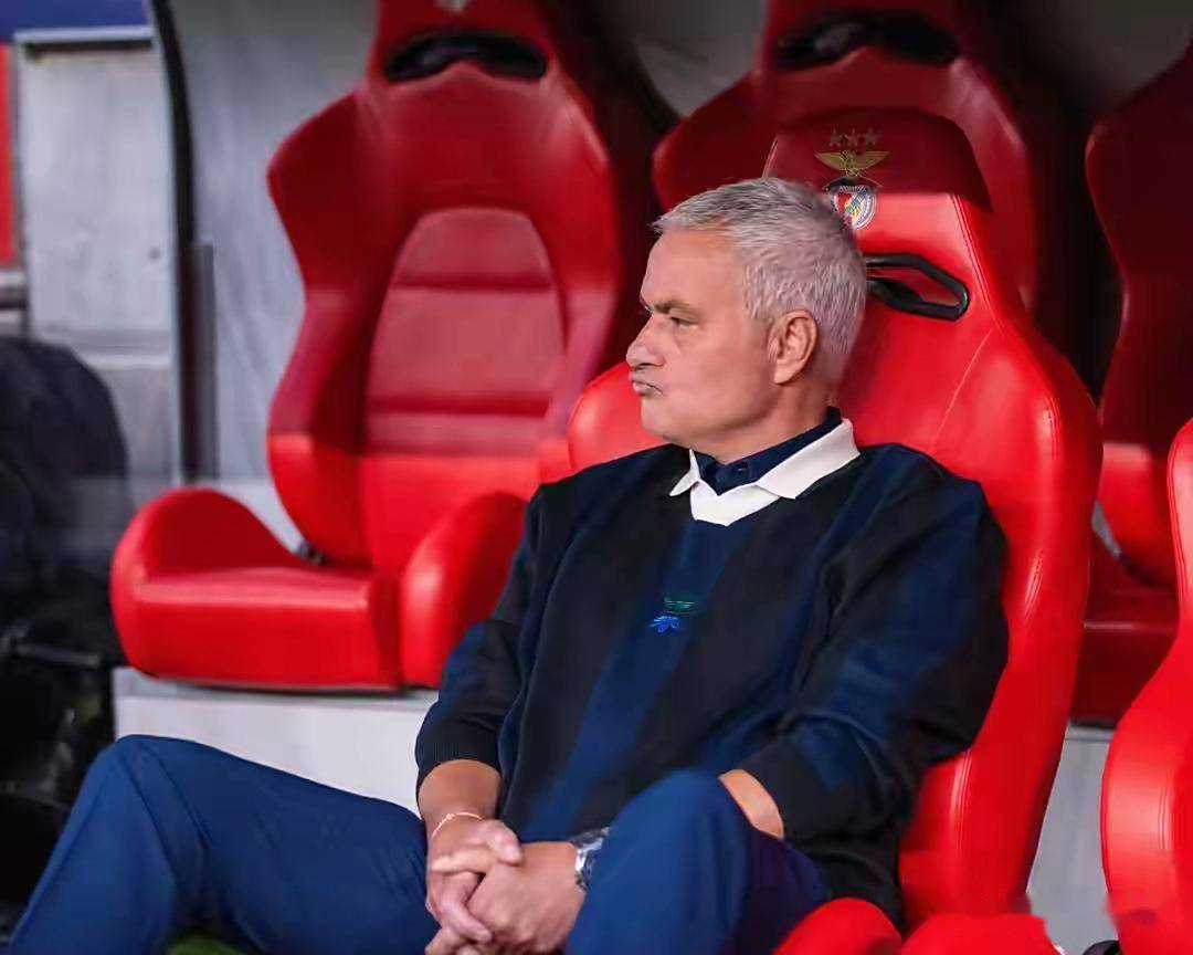 这哪是单纯, 穆帅