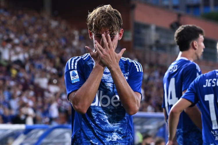 但都被帕斯, 轻球员的命