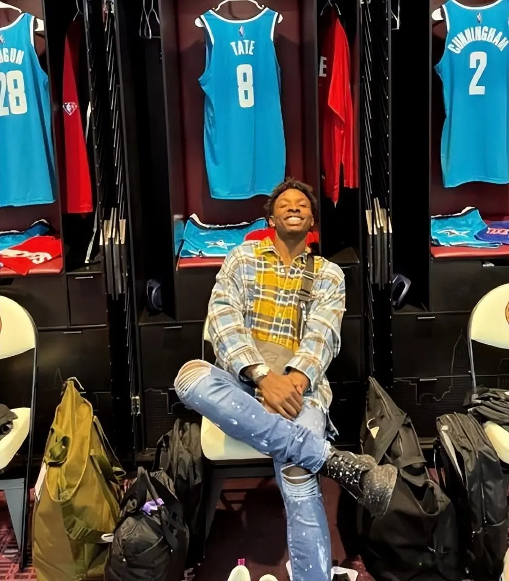 个位置, 换血, 留队