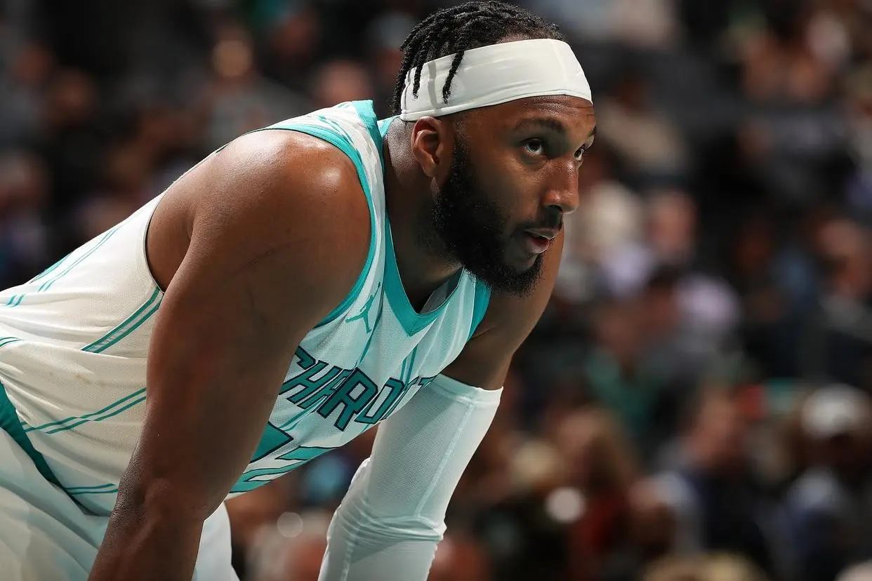 MZszE, 位拿着正式, 他们不是被