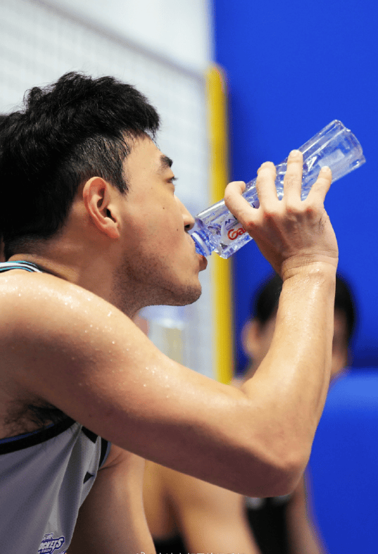 享球员训练, 足准备