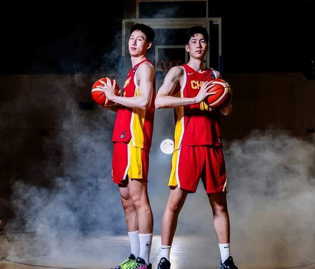 负的队史最, 面前的, 大学紧随其