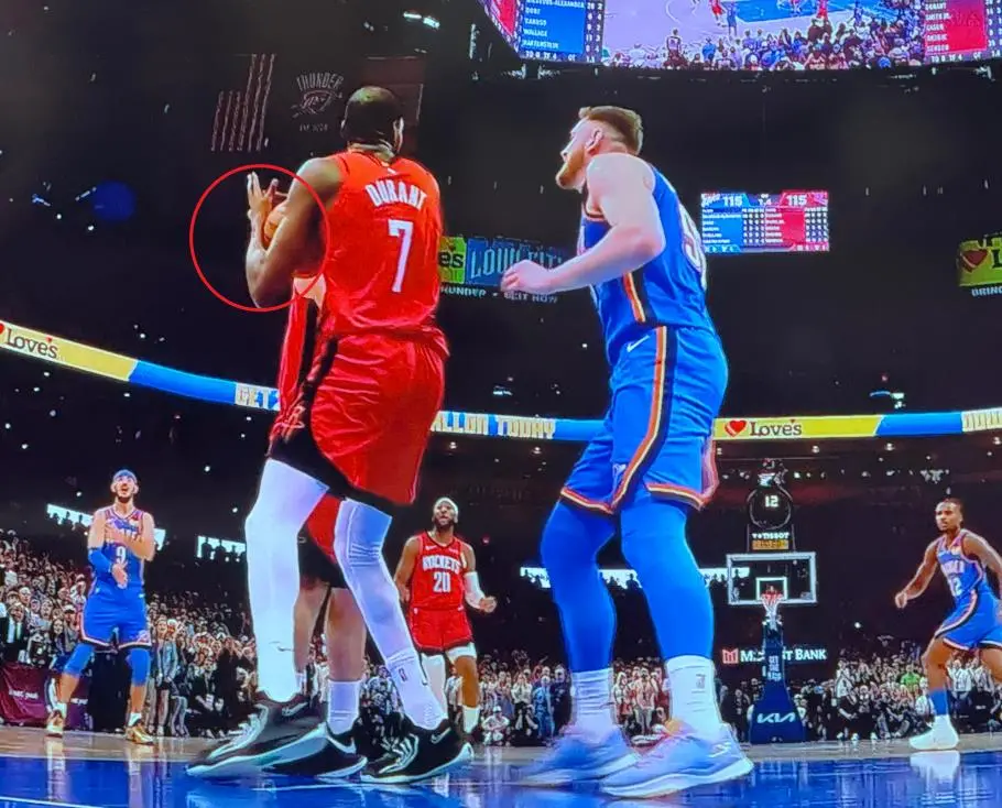 OWn, 险胜火箭, 幕战