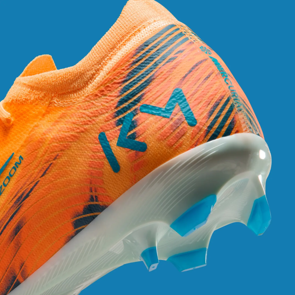 Wv, 雷速体育, 点缀蓝色花